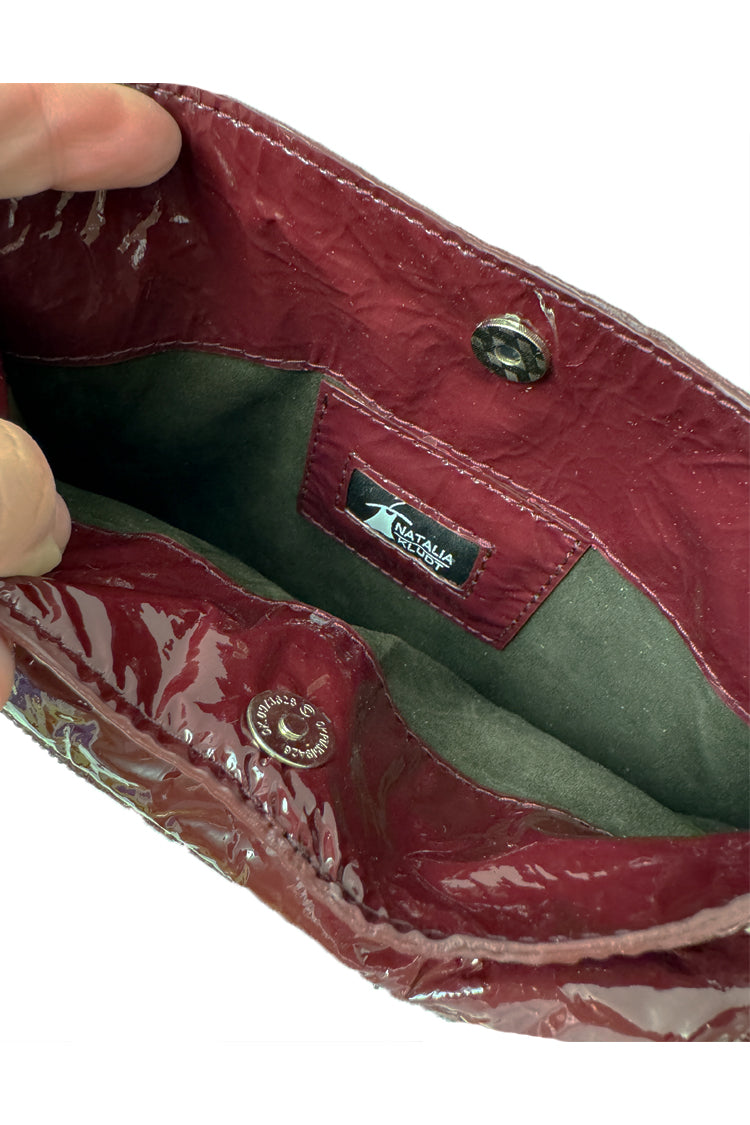 Umhängetasche "7-Pocket Bag"(bordeaux) mit Anhänger - NATALIA KLUDT ART & FASHION