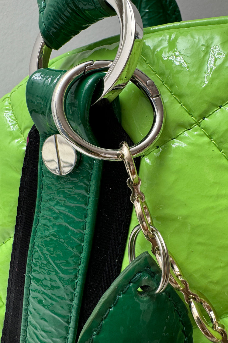 Ledertasche "Matröschka"-midi,mit Anhänger, hell/dunkelgrün - NATALIA KLUDT ART & FASHION