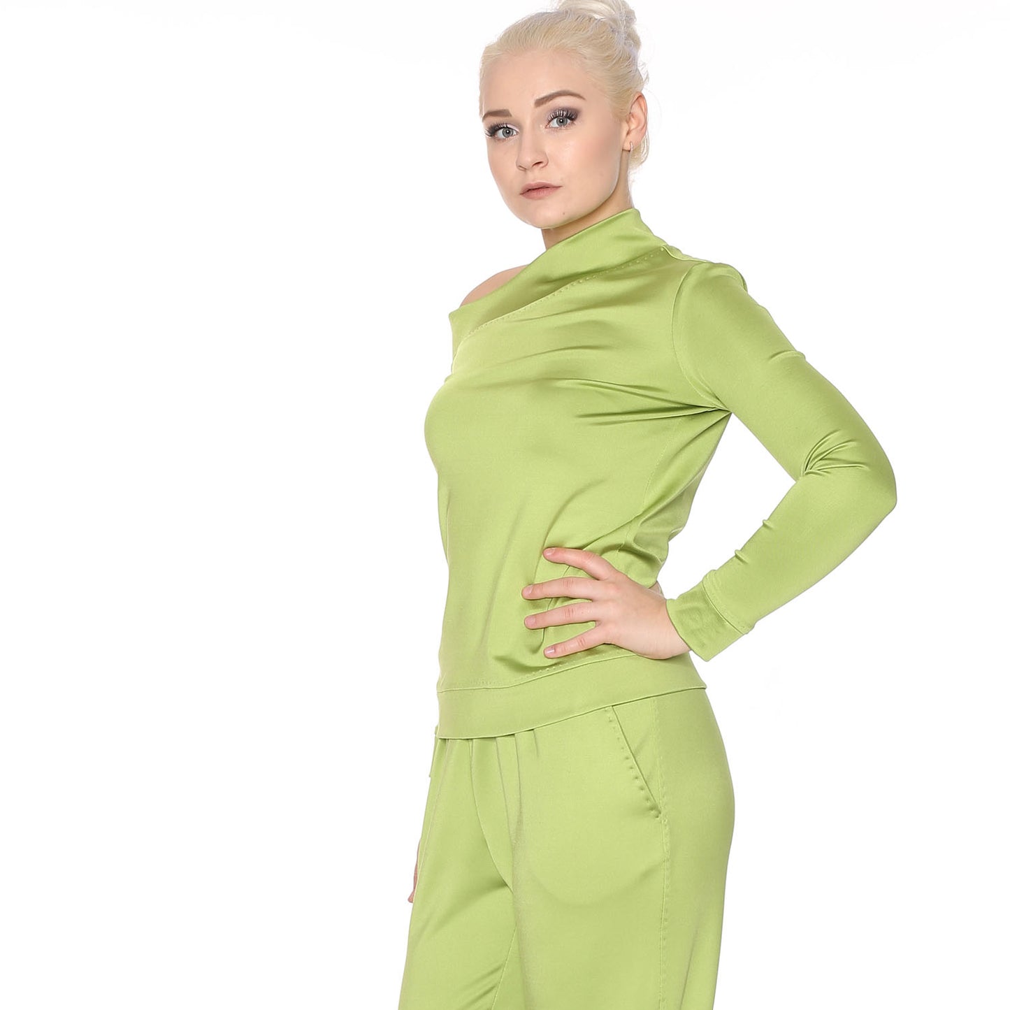 Seidenshirt "Leila" grün - Natalia Kludt