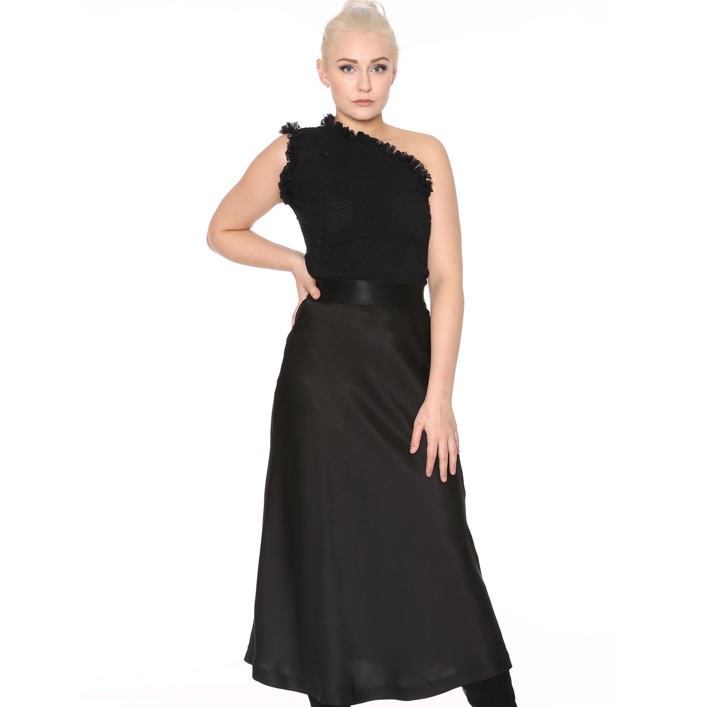 Asymmetrish Top "Aicedora" - Natalia Kludt