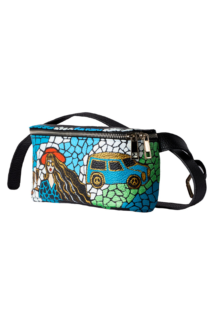 Leather Belt Bag in Black "Weekend" - Natalia Kludt
