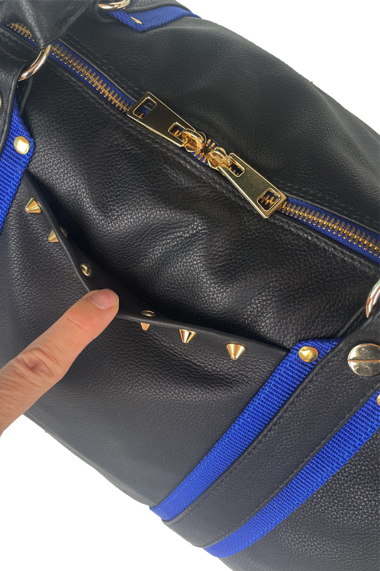 Reisetasche aus Leder, schwarz, mit blauem Canvas Gurt - NATALIA KLUDT ART & FASHION
